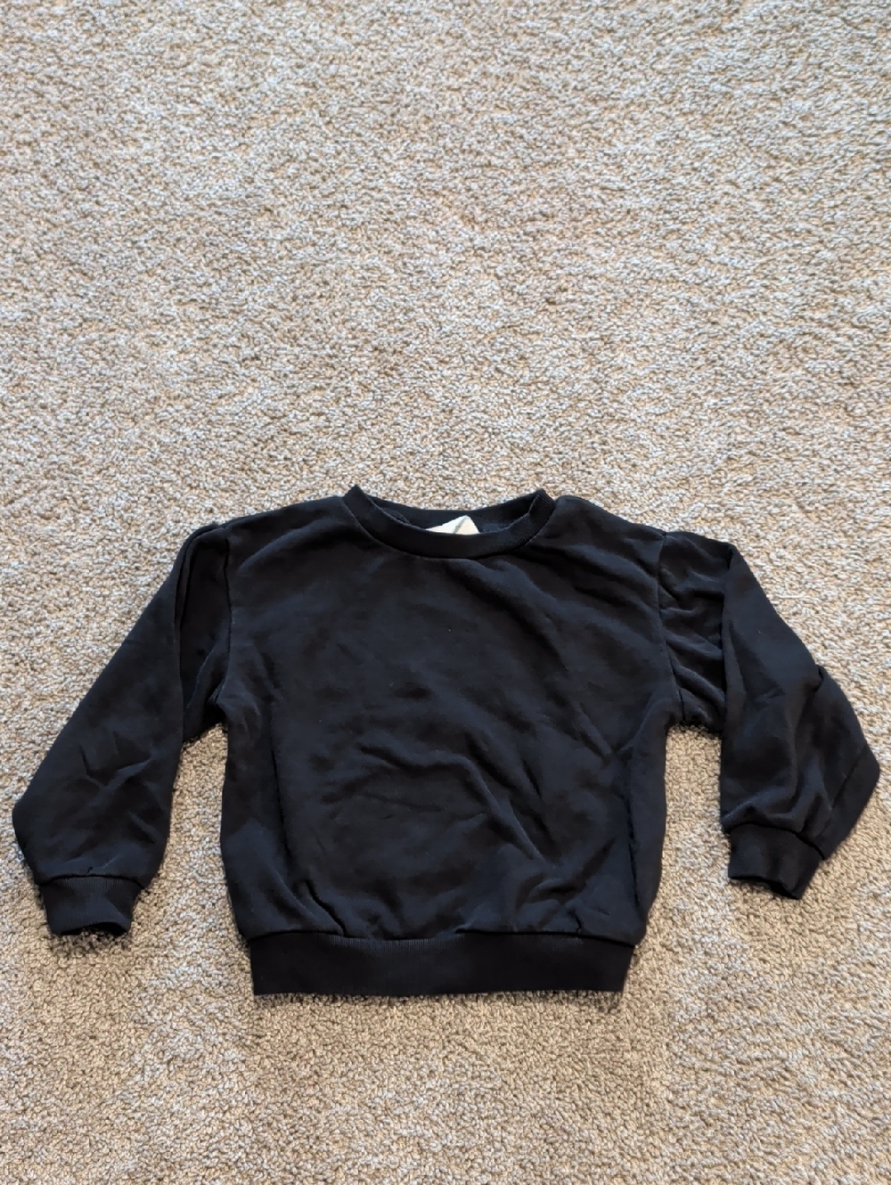 H&M Black Boys Sweatshirt Size 5T